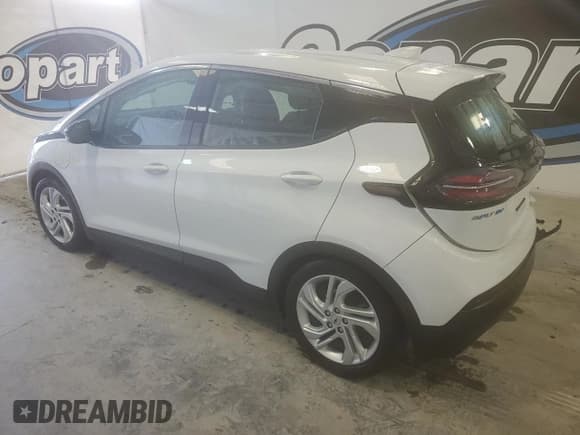 ✅ 2023 Chevrolet Bolt EV 1LT • VIN: 1G1FW6S00P4193416 • Лот: 45265335. Опубликован ранее на Copart с пробегом 29 970 миль. Бесплатный доступ к архиву аукционных продаж из США и подробный отчёт об истории автомобиля на DreamBid. Изображение 2.