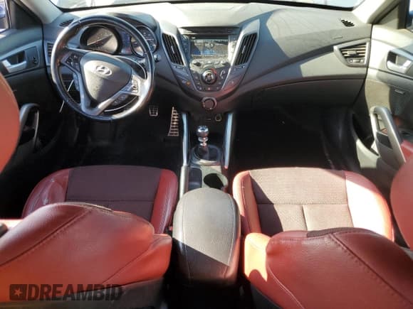 ✅ 2014 Hyundai Veloster Turbo • VIN: KMHTC6AE0EU201684 • Lot: 45605955. Wystawiony na Copart z przebiegiem 202 372 mil. Bezpłatny archiwum sprzedaży aukcyjnych z USA i szczegółowy raport historii pojazdu na DreamBid. Zdjęcie 8.