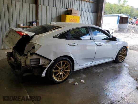 ✅ 2021 Honda Civic EX-L • VIN: 19XFC1F76ME002702 • Лот: 70352595. Опубликован ранее на Copart с пробегом 39 001 миль. Бесплатный доступ к архиву аукционных продаж из США и подробный отчёт об истории автомобиля на DreamBid. Изображение 3.