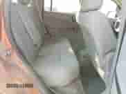 2007 Chevrolet HHR LS z VIN 3GNDA13D27S526644, wystawiony jako Copart lot #75641944 z przebiegiem 317 886 mil mil oraz Czysty tytuł • Clean title. Historia ofert i sprzedaży dostępna na DreamBid. Obrazek 11.