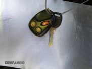 ✅ 2004 Chevrolet Silverado 1500 LS • VIN: 2GCEK19V541104448 • Lot: 43770775. Wystawiony na IAAI z przebiegiem 134 749 mil. Bezpłatny archiwum sprzedaży aukcyjnych z USA i szczegółowy raport historii pojazdu na DreamBid. Zdjęcie 11.