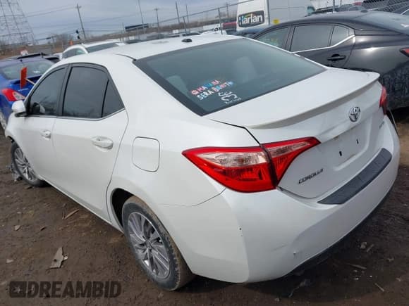 ✅ 2017 Toyota Corolla LE Eco • VIN: 5YFBPRHE9HP633199 • Lot: 41630366. Wystawiony na IAAI z przebiegiem 77 165 mil. Bezpłatny archiwum sprzedaży aukcyjnych z USA i szczegółowy raport historii pojazdu na DreamBid. Zdjęcie 3.