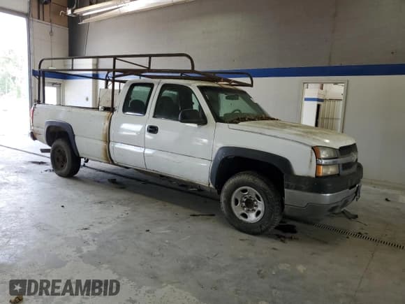 ✅ 2003 Chevrolet Silverado 2500HD LS • VIN: 1GCHC29U33E133435 • Lot: 56750225. Listed on Copart with 343,001 mi. Free auction sales archive from the USA and detailed vehicle history report at DreamBid. Image 4.