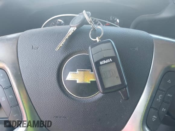 ✅ 2014 Chevrolet Express Cargo • VIN: 1GCWGFCA8E1165454 • Lot: 43226160. Wystawiony na IAAI z przebiegiem 222 902 mil. Bezpłatny archiwum sprzedaży aukcyjnych z USA i szczegółowy raport historii pojazdu na DreamBid. Zdjęcie 11.