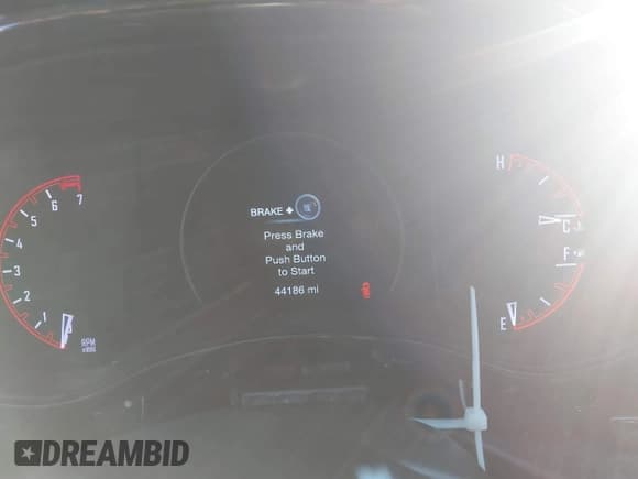 ✅ 2024 Dodge Durango GT Plus • VIN: 1C4RDJDG6RC153177 • Lot: 42820568. Wystawiony na IAAI z przebiegiem 44 186 mil. Bezpłatny archiwum sprzedaży aukcyjnych z USA i szczegółowy raport historii pojazdu na DreamBid. Zdjęcie 7.