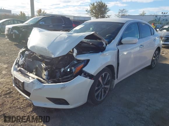 ✅ 2017 Nissan Altima SV • VIN: 1N4AL3AP0HC259905 • Лот: 43628850. Опубликован ранее на IAAI с пробегом 51 308 миль. Бесплатный доступ к архиву аукционных продаж из США и подробный отчёт об истории автомобиля на DreamBid. Изображение 2.