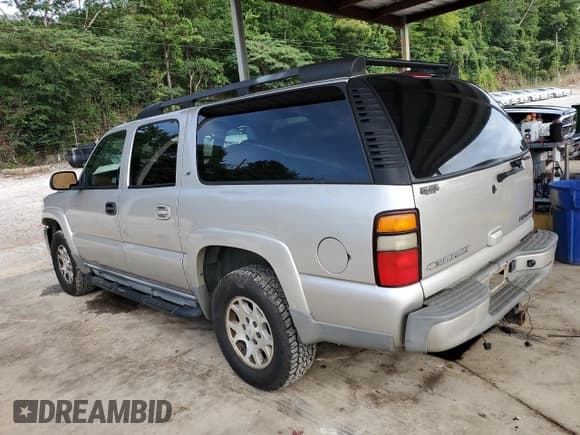 ✅ 2005 Chevrolet Suburban Z71 • VIN: 3GNFK16ZX5G166830 • Лот: 62769755. Опубликован ранее на Copart с пробегом 430 459 миль. Бесплатный доступ к архиву аукционных продаж из США и подробный отчёт об истории автомобиля на DreamBid. Изображение 2.