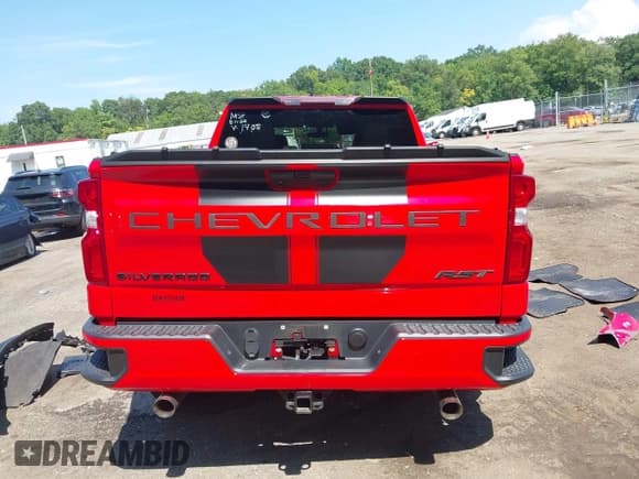 ✅ 2019 Chevrolet Silverado 1500 RST • VIN: 1GCRYEED6KZ211405 • Lot: 42986234. Wystawiony na IAAI z przebiegiem 93 246 mil. Bezpłatny archiwum sprzedaży aukcyjnych z USA i szczegółowy raport historii pojazdu na DreamBid. Zdjęcie 16.