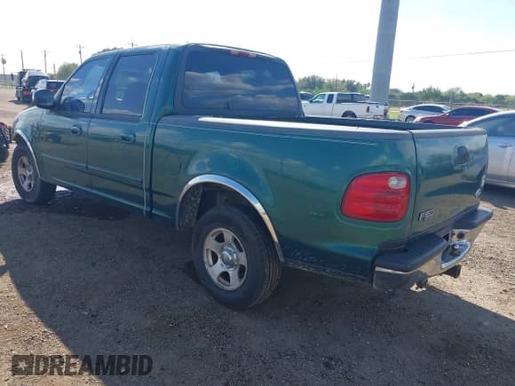 ✅ 2001 Ford F-150 XLT • VIN: 1FTRW07W51KE08645 • Lot: 43513274. Wystawiony na IAAI z przebiegiem Nie podano. Bezpłatny archiwum sprzedaży aukcyjnych z USA i szczegółowy raport historii pojazdu na DreamBid. Zdjęcie 3.