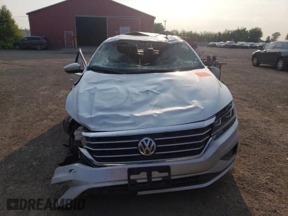 ✅ 2021 Volkswagen Passat SE • VIN: 1VWBA7A31MC010061 • Lot: 62319875. Listed on Copart with Not provided. Free auction sales archive from the USA and detailed vehicle history report at DreamBid. Image 5.