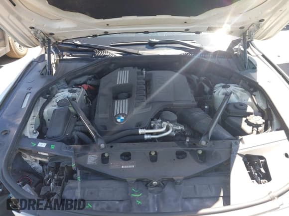 ✅ 2012 BMW 7 Series 740i • VIN: WBAKA4C58CDS99459 • Lot: 43014463. Listed on IAAI with 150,975 mi. Free auction sales archive from the USA and detailed vehicle history report at DreamBid. Image 10.