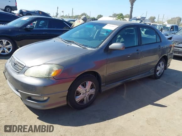 ✅ 2006 Toyota Corolla CE • VIN: 1NXBR32E96Z677814 • Lot: 43142072. Listed on IAAI with 278,305 mi. Free auction sales archive from the USA and detailed vehicle history report at DreamBid. Image 17.
