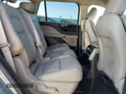 ✅ 2023 Lincoln Aviator Standard • VIN: 5LM5J6XC4PGL21622 • Lot: 70502105. Listed on Copart with 39,032 mi. Free auction sales archive from the USA and detailed vehicle history report at DreamBid. Image 11.