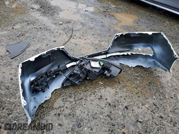 ✅ 2025 Nissan LEAF SV Plus • VIN: 1N4CZ1CV2SC562781 • Лот: 94113265. Опубликован ранее на Copart с пробегом 8 915 миль. Бесплатный доступ к архиву аукционных продаж из США и подробный отчёт об истории автомобиля на DreamBid. Изображение 12.