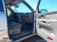 ✅ 2004 GMC Envoy SLE • VIN: 1GKDS13S242420100 • Lot: 41963800. Wystawiony na IAAI z przebiegiem 341 395 mil. Bezpłatny archiwum sprzedaży aukcyjnych z USA i szczegółowy raport historii pojazdu na DreamBid. Zdjęcie 5.