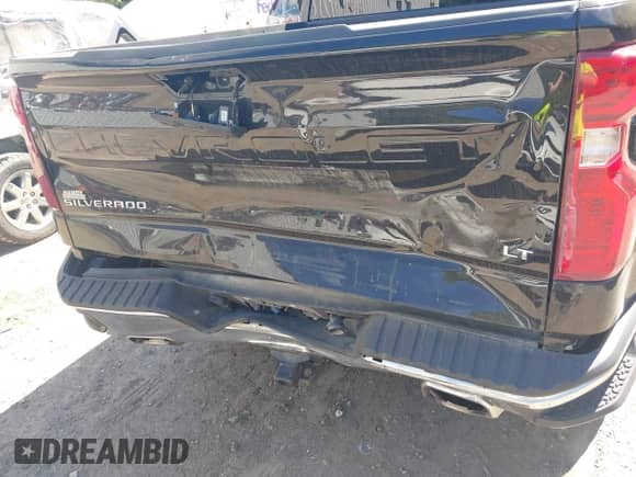 2024 Chevrolet Silverado 1500 LT with VIN 2GCUDDEDXR1172272, listed as a IAAI auction lot 43143419 with 24,084 mi miles and . Bid and sale history available at DreamBid. Image 6.