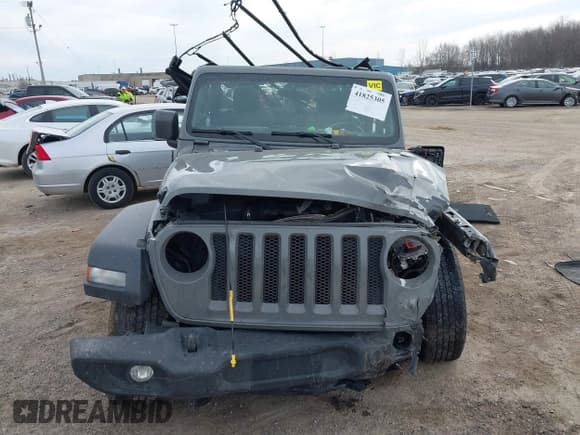 ✅ 2018 Jeep Wrangler Sport S • VIN: 1C4GJXAGXJW197483 • Lot: 41825305. Listed on IAAI with 64,173 mi. Free auction sales archive from the USA and detailed vehicle history report at DreamBid. Image 13.