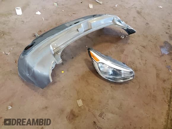 ✅ 2017 Kia Soul • VIN: KNDJN2A28H7465985 • Lot: 81045545. Wystawiony na Copart z przebiegiem 132 043 mil. Bezpłatny archiwum sprzedaży aukcyjnych z USA i szczegółowy raport historii pojazdu na DreamBid. Zdjęcie 13.