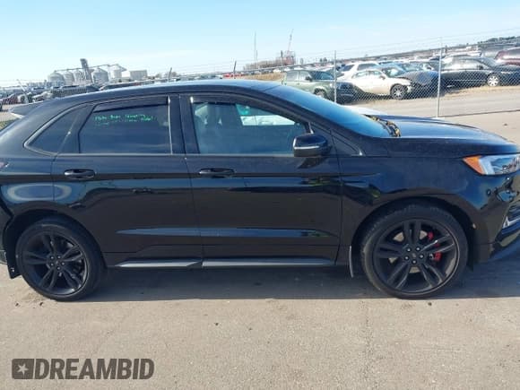 ✅ 2019 Ford Edge ST • VIN: 2FMPK4AP9KBC14395 • Lot: 43675292. Wystawiony na IAAI z przebiegiem 22 502 mil. Bezpłatny archiwum sprzedaży aukcyjnych z USA i szczegółowy raport historii pojazdu na DreamBid. Zdjęcie 13.