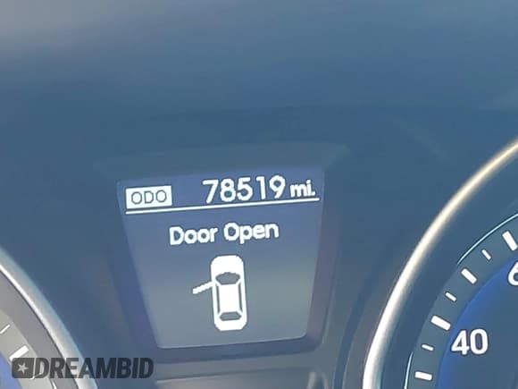 ✅ 2015 Hyundai Elantra • VIN: KMHD35LH3FU246321 • Lot: 43491658. Wystawiony na IAAI z przebiegiem 78 519 mil. Bezpłatny archiwum sprzedaży aukcyjnych z USA i szczegółowy raport historii pojazdu na DreamBid. Zdjęcie 15.