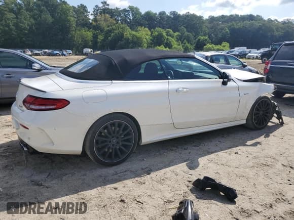 ✅ 2019 Mercedes-Benz C 43 AMG • VIN: WDDWK6EB0KF783375 • Лот: 64953165. Опубликован ранее на Copart с пробегом 35 205 миль. Бесплатный доступ к архиву аукционных продаж из США и подробный отчёт об истории автомобиля на DreamBid. Изображение 3.