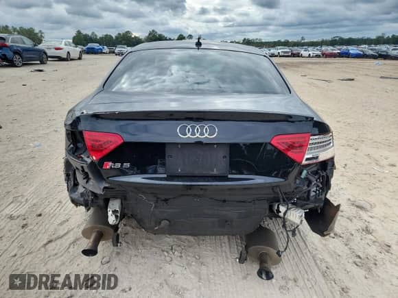 ✅ 2013 Audi RS 5 • VIN: WUAC6AFR3DA900112 • Lot: 81105915. Listed on Copart with 56,936 mi. Free auction sales archive from the USA and detailed vehicle history report at DreamBid. Image 6.