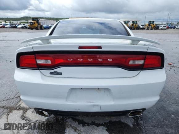 ✅ 2011 Dodge Charger Rallye • VIN: 2B3CL3CGXBH502738 • Lot: 81586825. Listed on Copart with 148,100 mi. Free auction sales archive from the USA and detailed vehicle history report at DreamBid. Image 6.