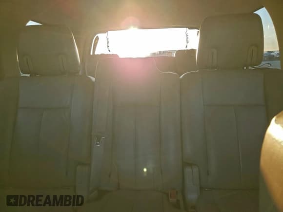 ✅ 2008 Ford Expedition SSV • VIN: 1FMFU155X8LA70703 • Lot: 94361355. Listed on Copart with 225,450 mi. Free auction sales archive from the USA and detailed vehicle history report at DreamBid. Image 10.