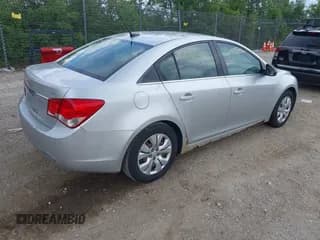 ✅ 2012 Chevrolet Cruze LS • VIN: 1G1PD5SH3C7322154 • Lot: 42698052. Listed on IAAI with 312,370 mi. Free auction sales archive from the USA and detailed vehicle history report at DreamBid. Image 4.