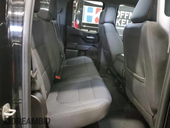 ✅ 2021 GMC Sierra 1500 • VIN: 1GTR9AEK2MZ139299 • Лот: 85844264. Опубликован ранее на Copart с пробегом 117 438 миль. Бесплатный доступ к архиву аукционных продаж из США и подробный отчёт об истории автомобиля на DreamBid. Изображение 10.