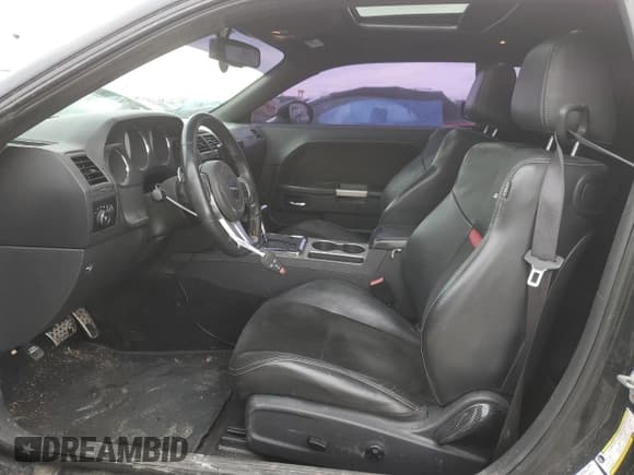 ✅ 2012 Dodge Challenger SRT-8 392 • VIN: 2C3CDYCJ1CH193638 • Lot: 41639365. Wystawiony na Copart z przebiegiem 137 591 mil. Bezpłatny archiwum sprzedaży aukcyjnych z USA i szczegółowy raport historii pojazdu na DreamBid. Zdjęcie 7.