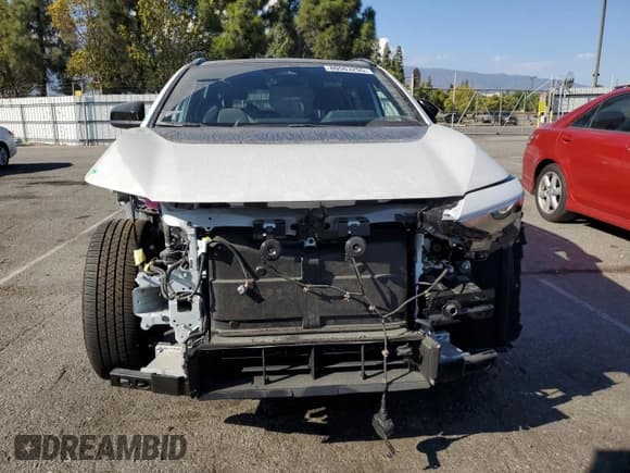 ✅ 2025 Toyota bZ4X XLE • VIN: JTMAAAAA0SA055933 • Lot: 80563295. Wystawiony na Copart z przebiegiem 4 602 mil. Bezpłatny archiwum sprzedaży aukcyjnych z USA i szczegółowy raport historii pojazdu na DreamBid. Zdjęcie 5.