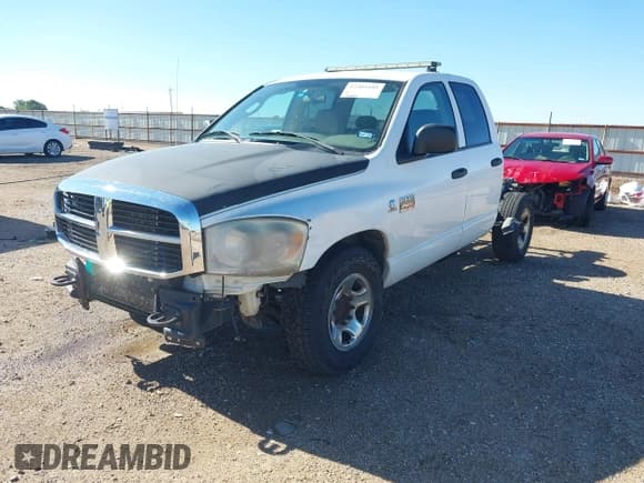 ✅ 2008 Dodge 2500 ST • VIN: 3D7KR28A08G152008 • Лот: 42404189. Опубликован ранее на IAAI с пробегом 296 295 миль. Бесплатный доступ к архиву аукционных продаж из США и подробный отчёт об истории автомобиля на DreamBid. Изображение 2.