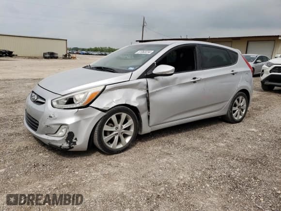 ✅ 2014 Hyundai Accent SE • VIN: KMHCU5AE5EU152862 • Лот: 70588944. Опубликован ранее на Copart с пробегом 150 875 миль. Бесплатный доступ к архиву аукционных продаж из США и подробный отчёт об истории автомобиля на DreamBid. Изображение 1.