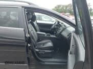 ✅ 2010 Mazda CX-9 Sport • VIN: JM3TB2MA7A0204910 • Lot: 42176364. Listed on IAAI with 207,800 mi. Free auction sales archive from the USA and detailed vehicle history report at DreamBid. Image 5.