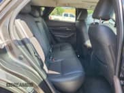 ✅ 2023 Mazda CX-30 S Premium • VIN: 3MVDMBDM2PM511665 • Лот: 70168305. Опубликован ранее на Copart с пробегом 17 451 миль. Бесплатный доступ к архиву аукционных продаж из США и подробный отчёт об истории автомобиля на DreamBid. Изображение 11.