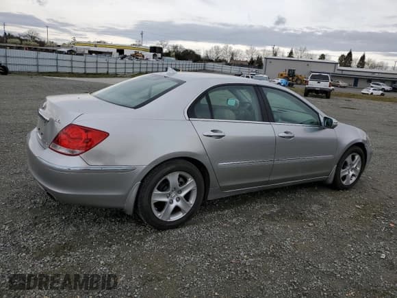 ✅ 2007 Acura RL • VIN: JH4KB16537C000674 • Лот: 43484945. Опубликован ранее на Copart с пробегом 136 500 миль. Бесплатный доступ к архиву аукционных продаж из США и подробный отчёт об истории автомобиля на DreamBid. Изображение 3.