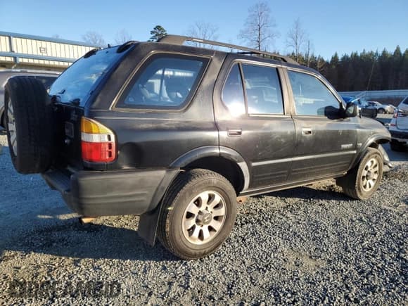 ✅ 1998 Honda Passport LX • VIN: 4S6CM58W7W4419247 • Lot: 88231175. Listed on Copart with 194,105 mi. Free auction sales archive from the USA and detailed vehicle history report at DreamBid. Image 3.