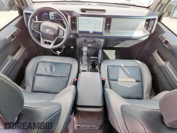 ✅ 2023 Ford Bronco Badlands • VIN: 1FMEE5DP7PLB94686 • Lot: 90226365. Listed on Copart with 27,088 mi. Free auction sales archive from the USA and detailed vehicle history report at DreamBid. Image 8.