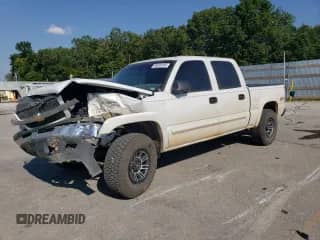 2004 Chevrolet Silverado 1500 Z71 with VIN 2GCEK13T141314472, listed as a Copart auction lot 68299165 with 193,069 mi miles and Salvage title. Bid and sale history available at DreamBid. Image 1.