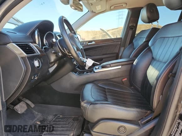 ✅ 2015 Mercedes-Benz GL 450 • VIN: 4JGDF6EE3FA489001 • Lot: 93336005. Listed on Copart with 173,230 mi. Free auction sales archive from the USA and detailed vehicle history report at DreamBid. Image 7.
