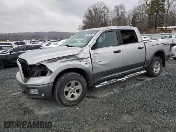 ✅ 2010 Dodge 1500 SLT • VIN: 1D7RV1CT9AS204957 • Lot: 45855855. Wystawiony na Copart z przebiegiem 129 239 mil. Bezpłatny archiwum sprzedaży aukcyjnych z USA i szczegółowy raport historii pojazdu na DreamBid. Zdjęcie 1.