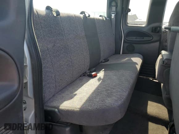 ✅ 2001 Dodge 2500 • VIN: 3B7KF23701G820913 • Lot: 71560975. Listed on Copart with 60,430 mi. Free auction sales archive from the USA and detailed vehicle history report at DreamBid. Image 10.