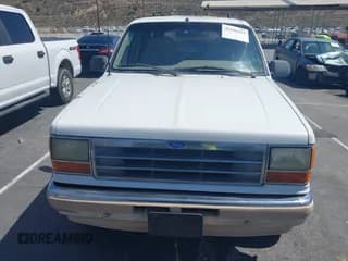 ✅ 1993 Ford Explorer Eddie Bauer • VIN: 1FMDU32X5PUD94496 • Lot: 42494424. Listed on IAAI with 26,047 mi. Free auction sales archive from the USA and detailed vehicle history report at DreamBid. Image 6.