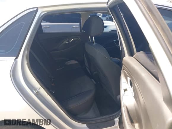 ✅ 2019 Hyundai Elantra • VIN: KMHH35LE9KU097611 • Lot: 43043681. Listed on IAAI with 94,535 mi. Free auction sales archive from the USA and detailed vehicle history report at DreamBid. Image 8.