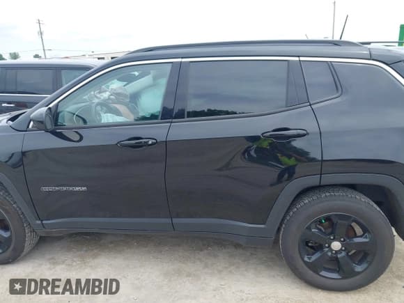 ✅ 2021 Jeep Compass Latitude • VIN: 3C4NJDBBXMT579547 • Lot: 42676695. Listed on IAAI with 80,562 mi. Free auction sales archive from the USA and detailed vehicle history report at DreamBid. Image 14.