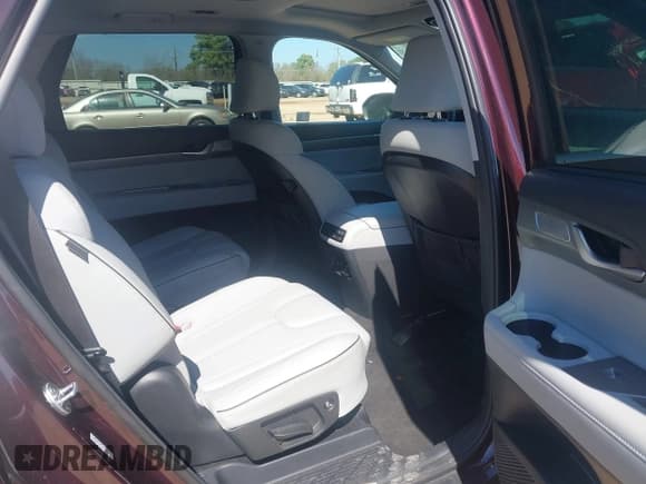 ✅ 2024 Hyundai Palisade SEL • VIN: KM8R4DGE1RU710532 • Лот: 41635999. Опубликован ранее на IAAI с пробегом 28 290 миль. Бесплатный доступ к архиву аукционных продаж из США и подробный отчёт об истории автомобиля на DreamBid. Изображение 8.