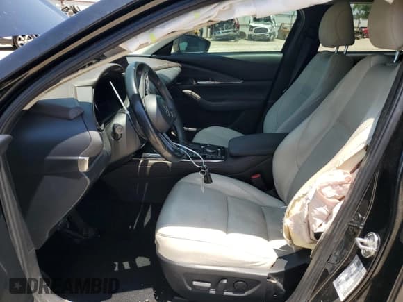 ✅ 2020 Mazda CX-30 Premium • VIN: 3MVDMAEM8LM130714 • Lot: 56898104. Wystawiony na Copart z przebiegiem 39 544 mil. Bezpłatny archiwum sprzedaży aukcyjnych z USA i szczegółowy raport historii pojazdu na DreamBid. Zdjęcie 7.