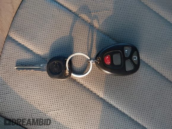 ✅ 2010 Chevrolet Traverse LTZ • VIN: 1GNLRHEDXAS156167 • Лот: 42497769. Опубликован ранее на IAAI с пробегом 216 961 миль. Бесплатный доступ к архиву аукционных продаж из США и подробный отчёт об истории автомобиля на DreamBid. Изображение 11.