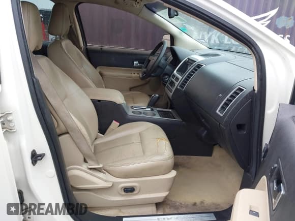 ✅ 2008 Ford Edge Limited • VIN: 2FMDK39C58BA12984 • Lot: 43647275. Wystawiony na IAAI z przebiegiem 185 512 mil. Bezpłatny archiwum sprzedaży aukcyjnych z USA i szczegółowy raport historii pojazdu na DreamBid. Zdjęcie 5.